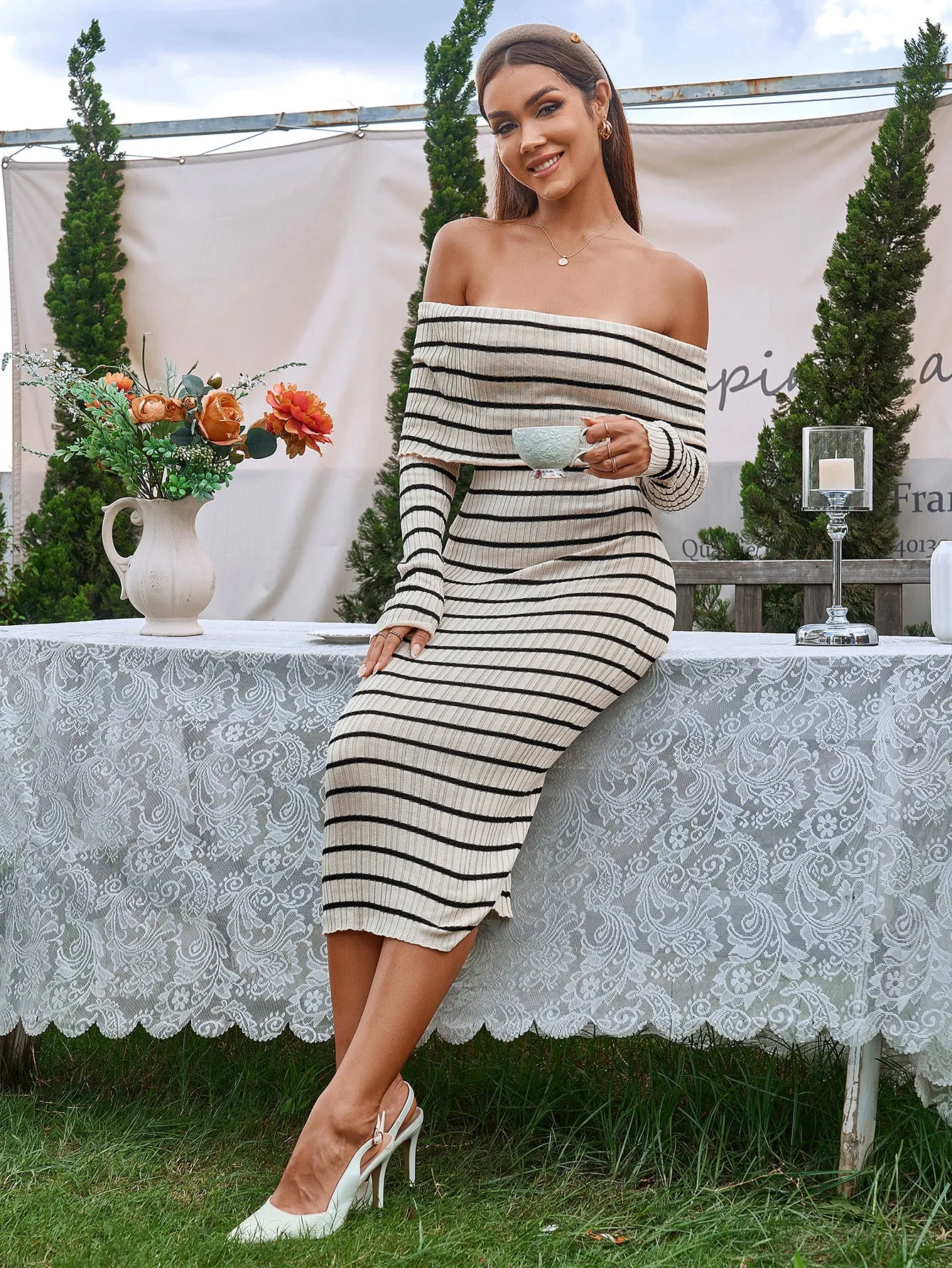 Off Shoulder Contrast Knitted Bodycon Dress